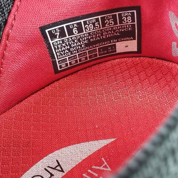 Skechers Sneaker Slip On Go Walk Arch Fit Men’s Size 7 Linear Axis Gray - Picture 8 of 9